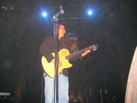 ENTREVUE EXPRESS AVEC IDIR